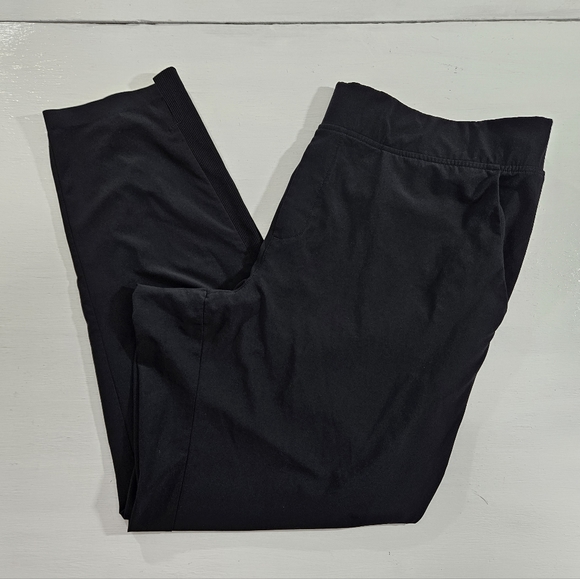 Athleta Pants - Athleta Brooklyn ankle pant black women's size 16